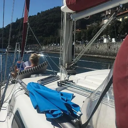 Barca A Vela Sul Maggiore *